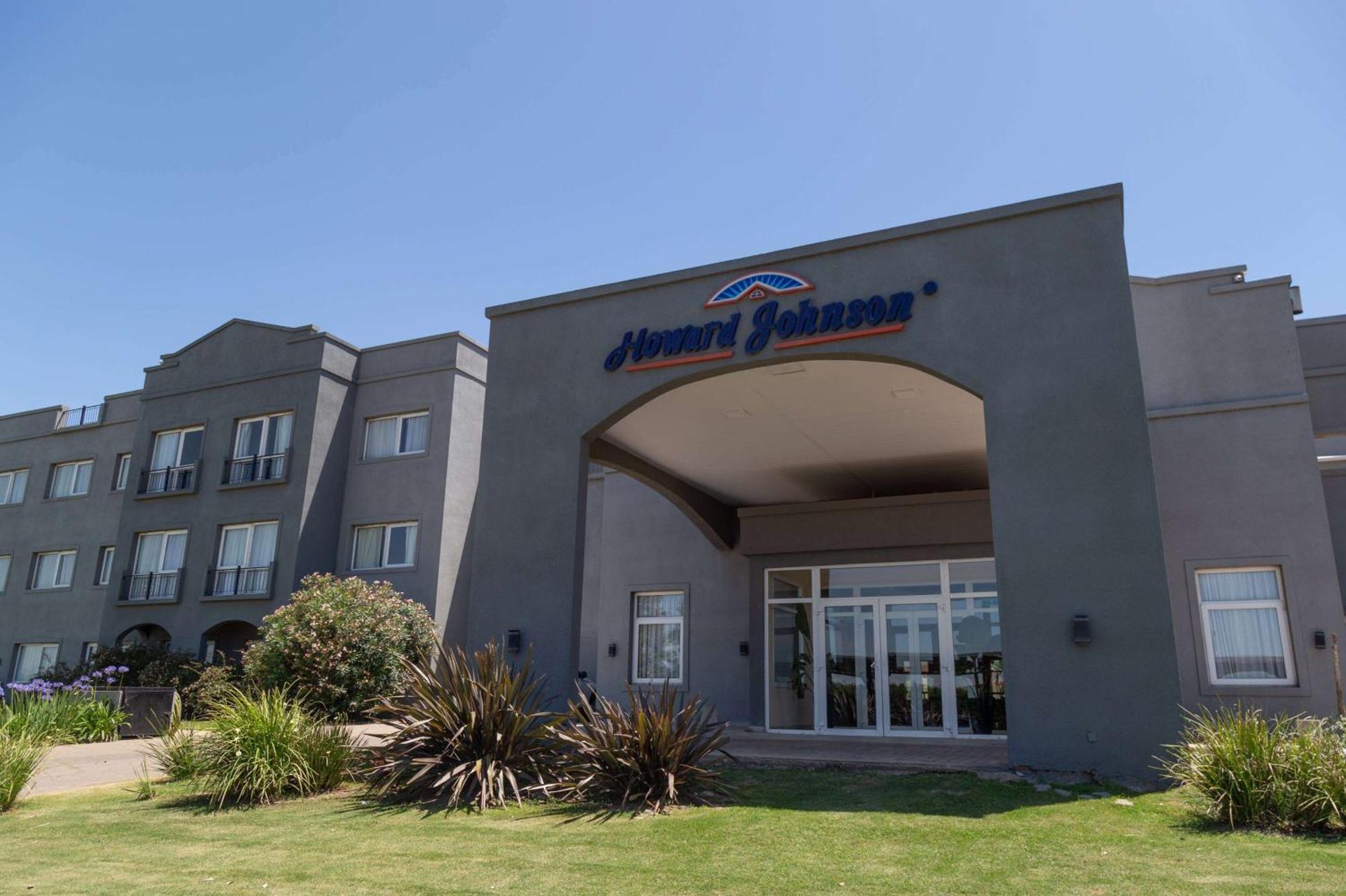 Howard Johnson Hotel & Resort פונס מראה חיצוני תמונה